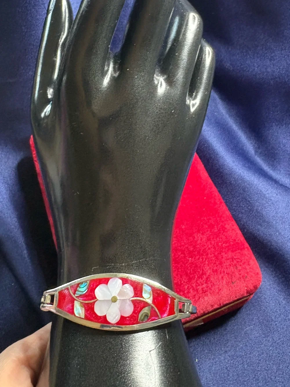 Bracelet Alpaca Mother-of-Pearl Inlay Floral Vine Design Mexico